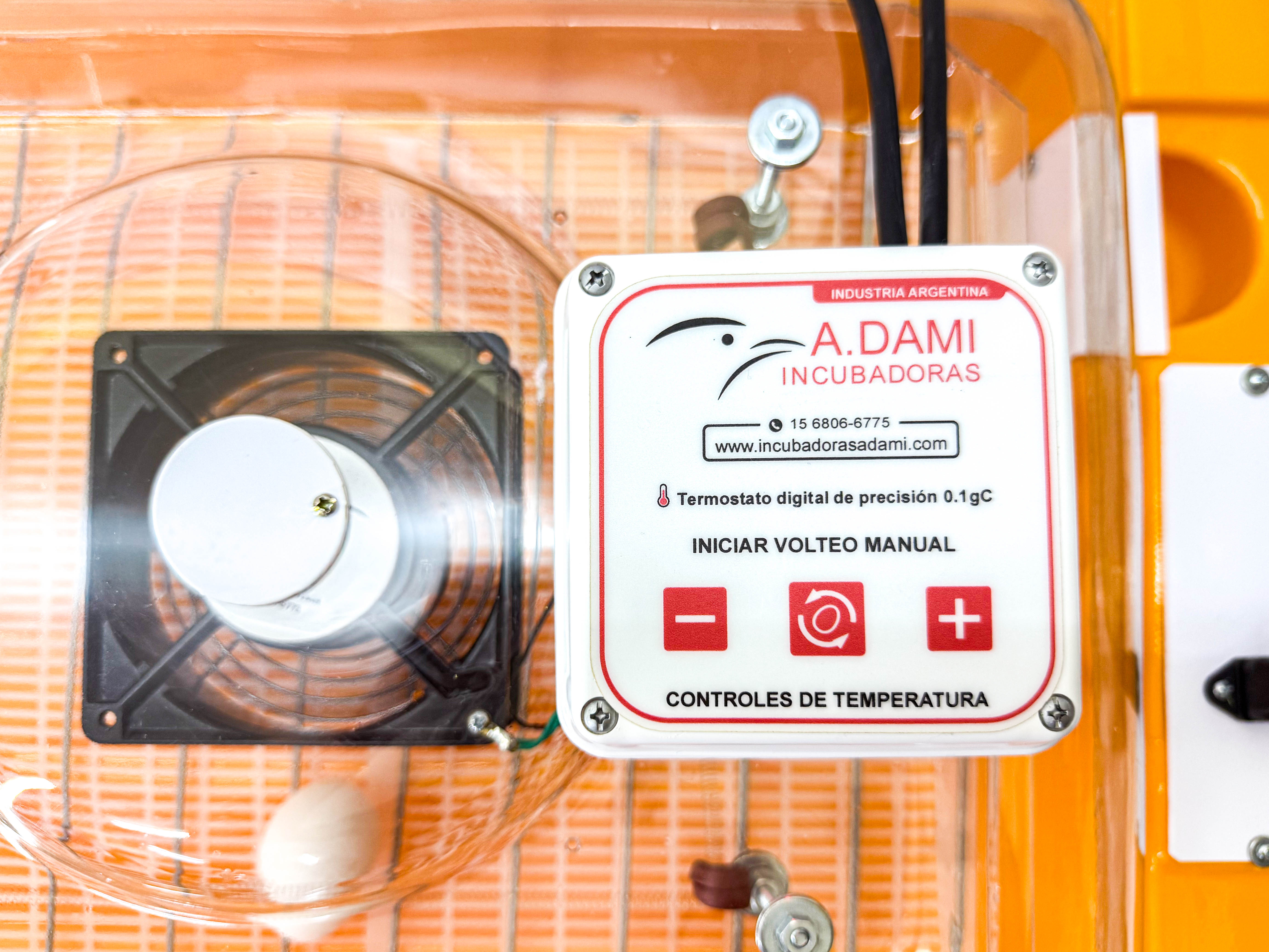 Incubadora de aves de 96 huevos